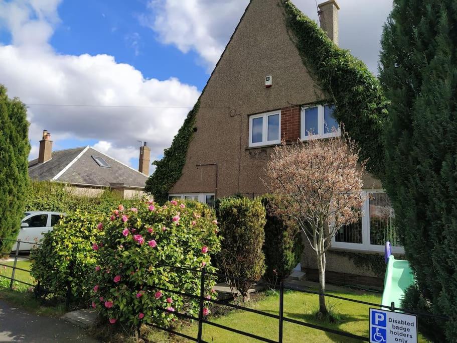 Self Catering Studio Flat EDI Exterior photo