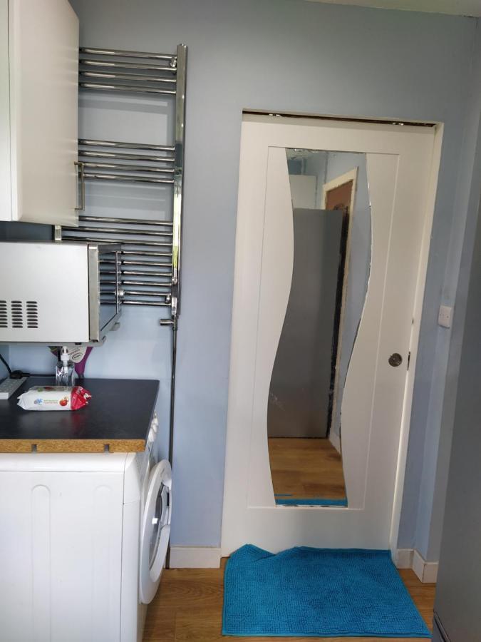 Self Catering Studio Flat EDI Exterior photo