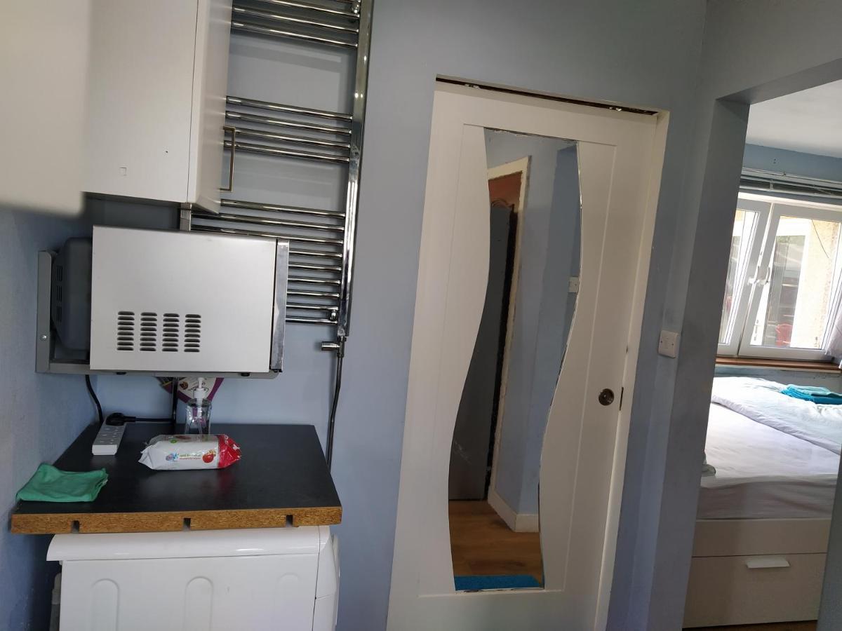 Self Catering Studio Flat EDI Exterior photo